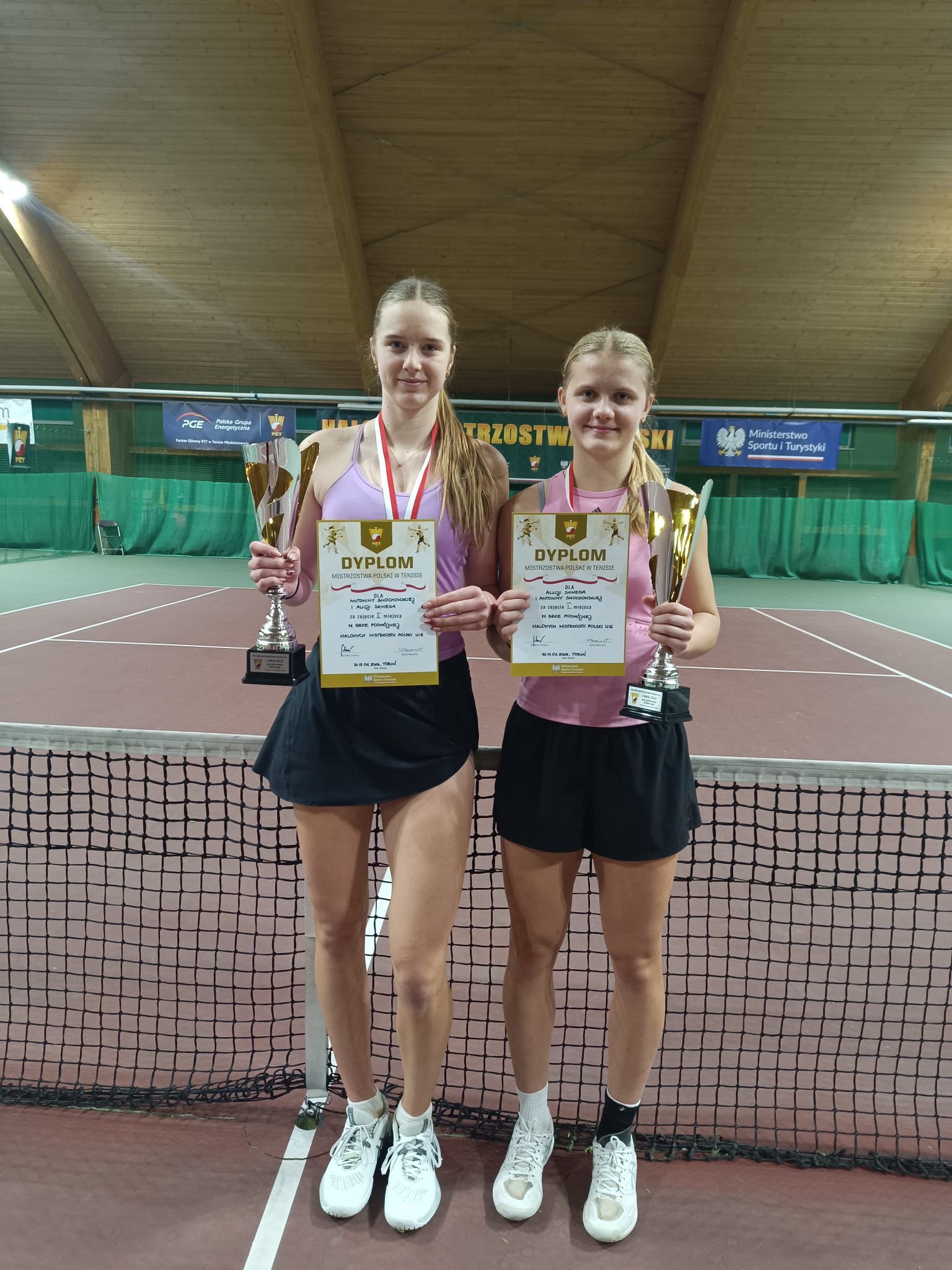 Alicja Szweda i Antonia Snochowska - Mistrzynie Polski Kadetów w deblu