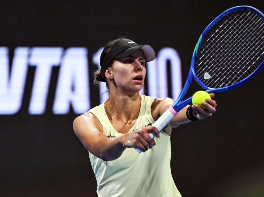 Magda Linette (AZS Poznań) podczas turnieju WTA 1000 Dubai Duty Free 2026