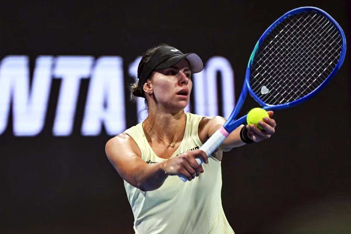 Magda Linette (AZS Poznań) podczas turnieju WTA 1000 Dubai Duty Free 2026